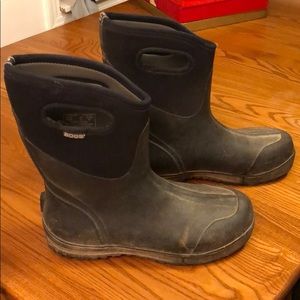Bogs mens snow boots. Size 13 great shape.